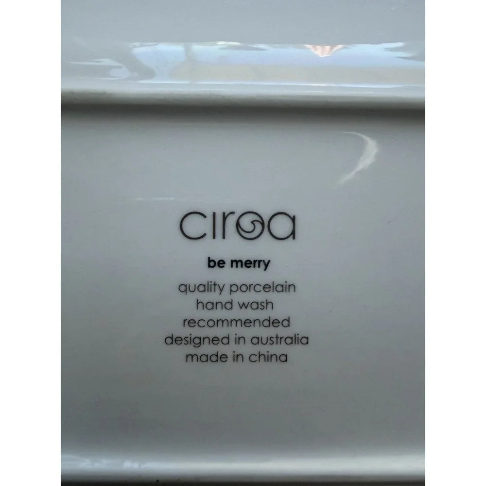 Ciroa BE MERRY (PLATINUM) Salad Plate/Rectangle Serving Plate